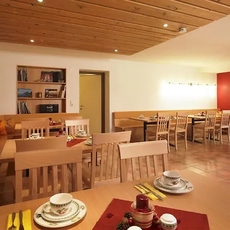 Haus Anna Apartment Langen am Arlberg
